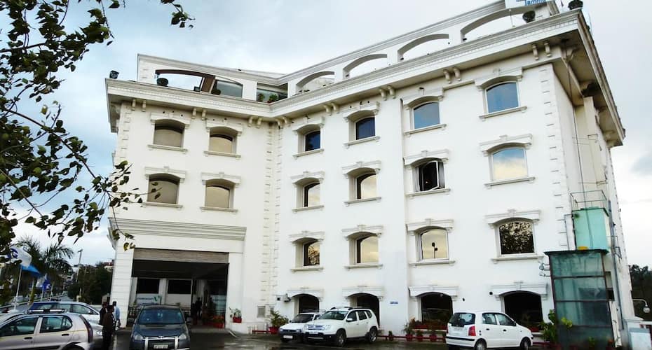 Fortune Inn Riviera - Member ITC Hotel Group ,Jammu, Jammu 1